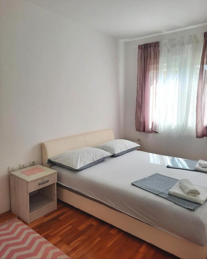 Apartman Natasha Требинье Экстерьер фото