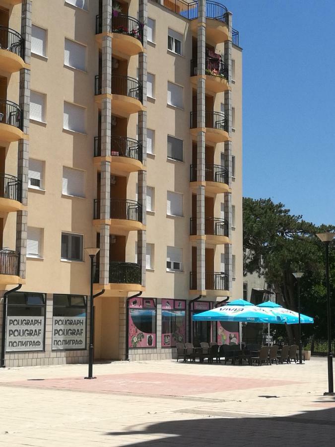 Apartman Natasha Требинье Экстерьер фото
