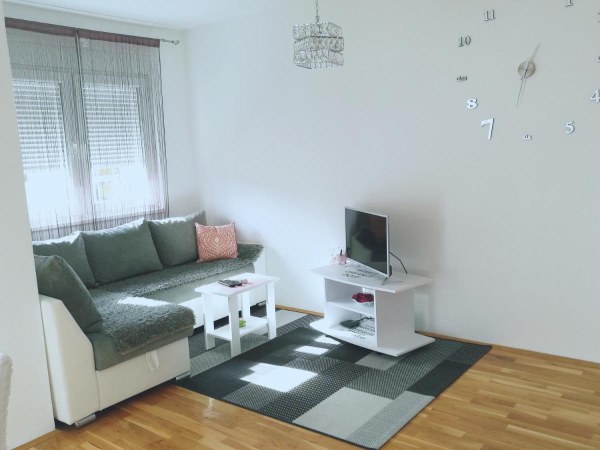 Apartman Natasha Требинье Экстерьер фото